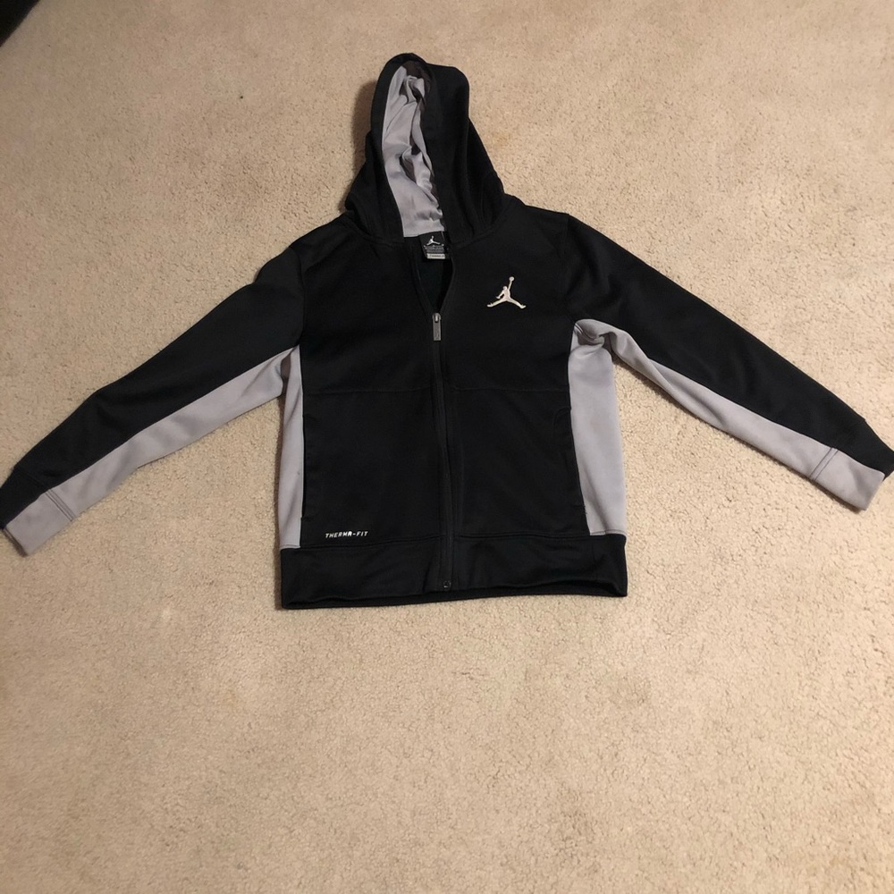 boys size medium black and grey jordan hoodie